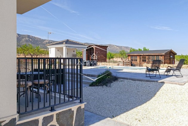 Resale - Villa - Detached -
Lel