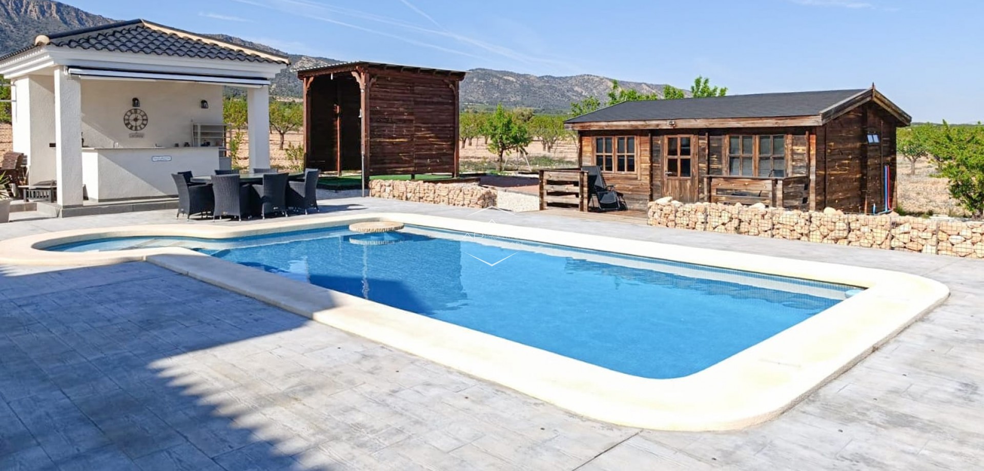 Resale - Villa - Detached -
Lel