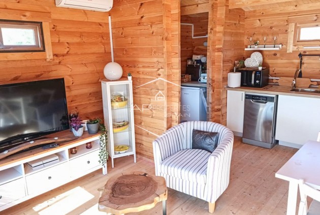 Resale - Villa - Detached -
Lel