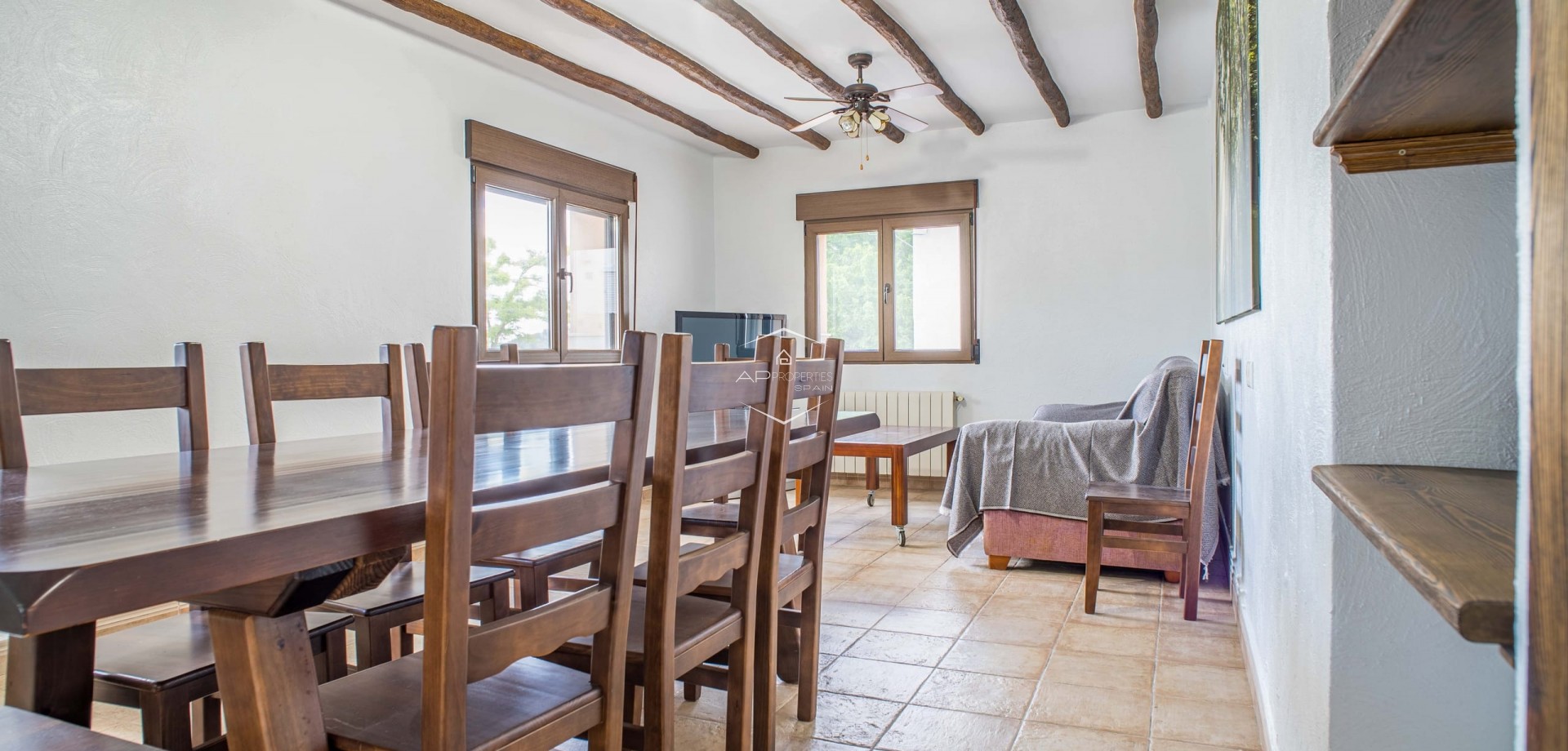 Revente - Maison de ville -
Pinoso