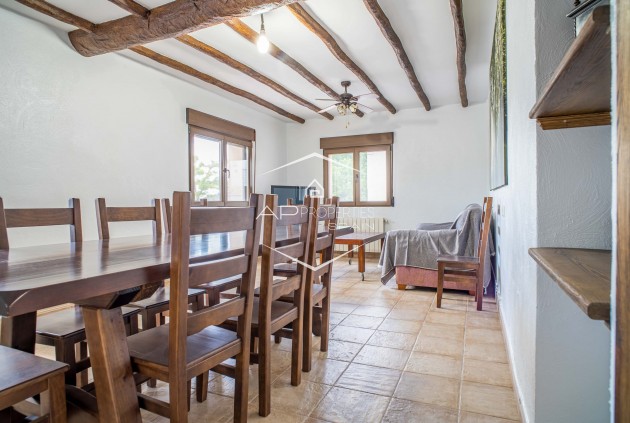 Revente - Maison de ville -
Pinoso