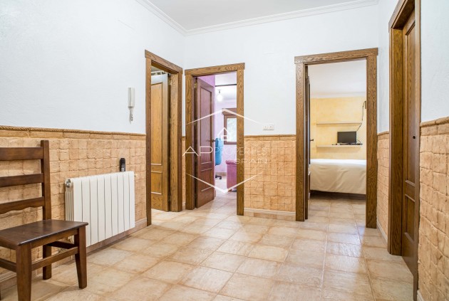 Revente - Maison de ville -
Pinoso