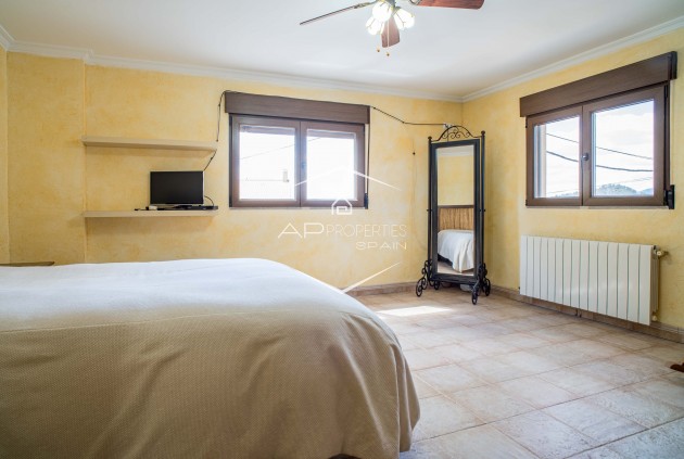 Revente - Maison de ville -
Pinoso