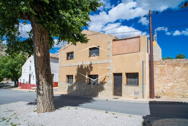 Revente - Maison de ville -
Pinoso