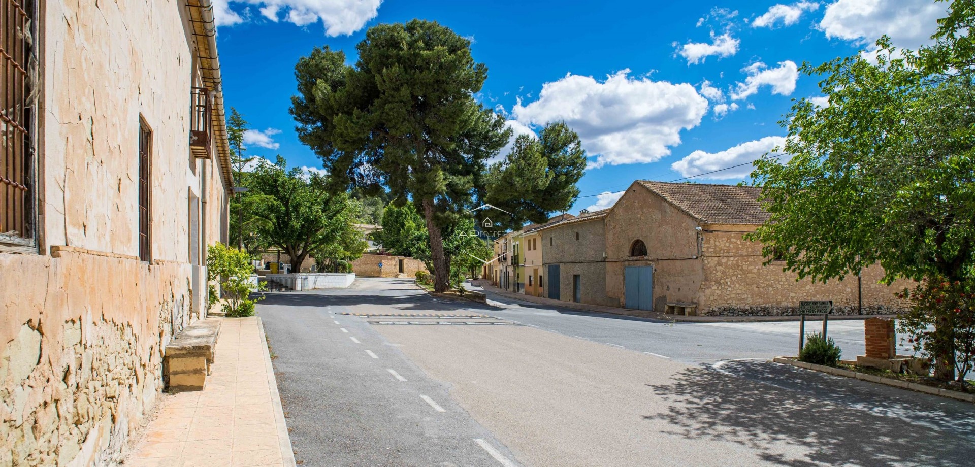 Revente - Maison de ville -
Pinoso