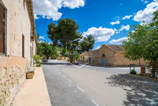 Revente - Maison de ville -
Pinoso
