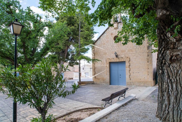 Revente - Maison de ville -
Pinoso