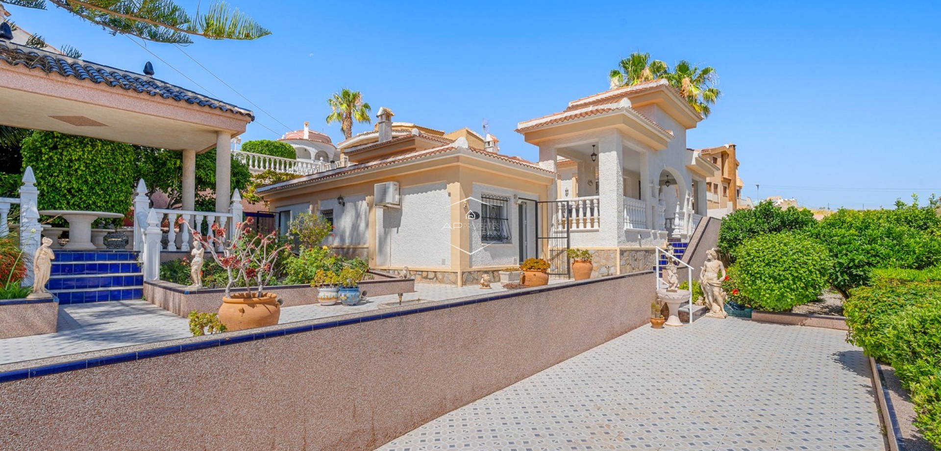 Revente - Villa - Indépendante -
Ciudad Quesada - La Marquesa Golf