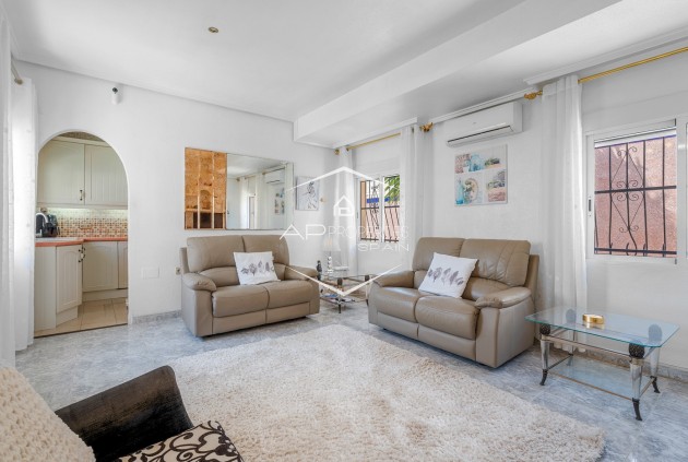 Revente - Villa - Indépendante -
Ciudad Quesada - La Marquesa Golf