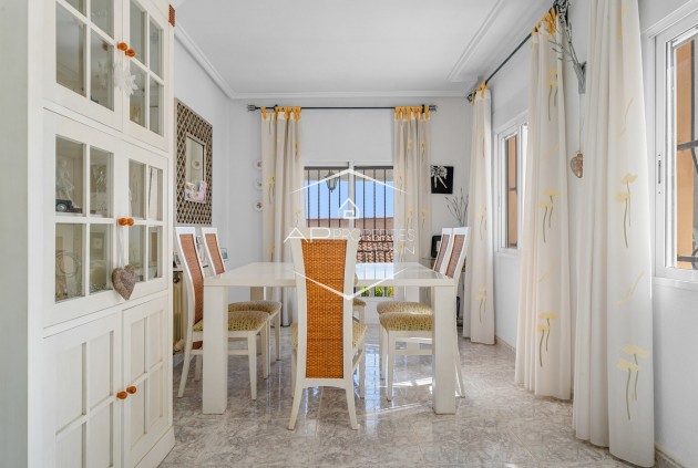 Revente - Villa - Indépendante -
Ciudad Quesada - La Marquesa Golf