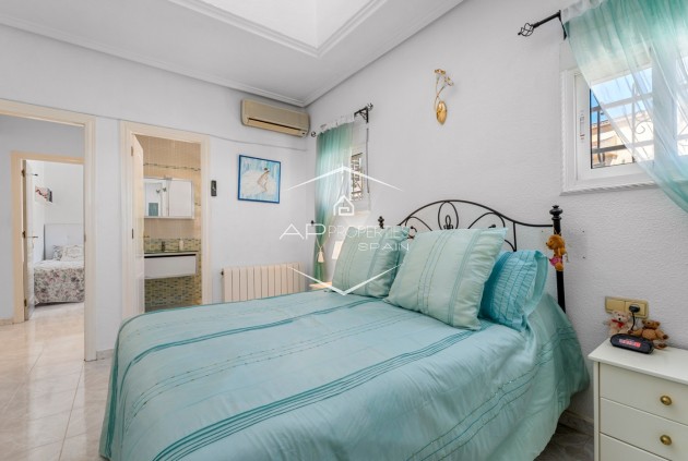 Revente - Villa - Indépendante -
Ciudad Quesada - La Marquesa Golf