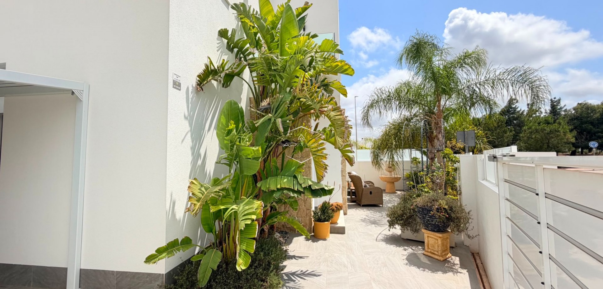 Resale - Villa - Detached -
Los Montesinos - La Herrada