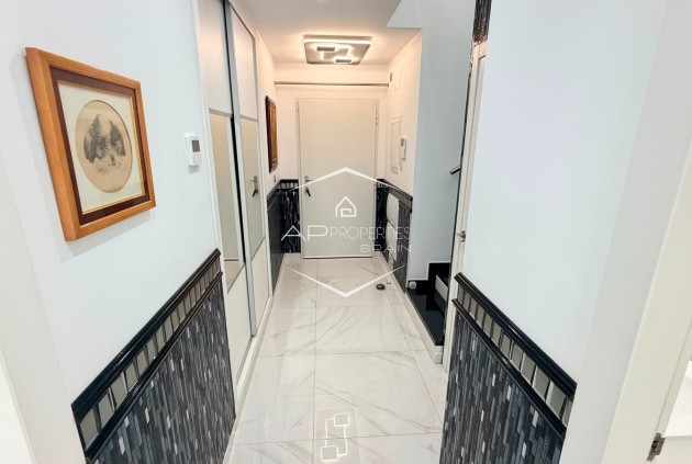 Resale - Villa - Detached -
Los Montesinos - La Herrada