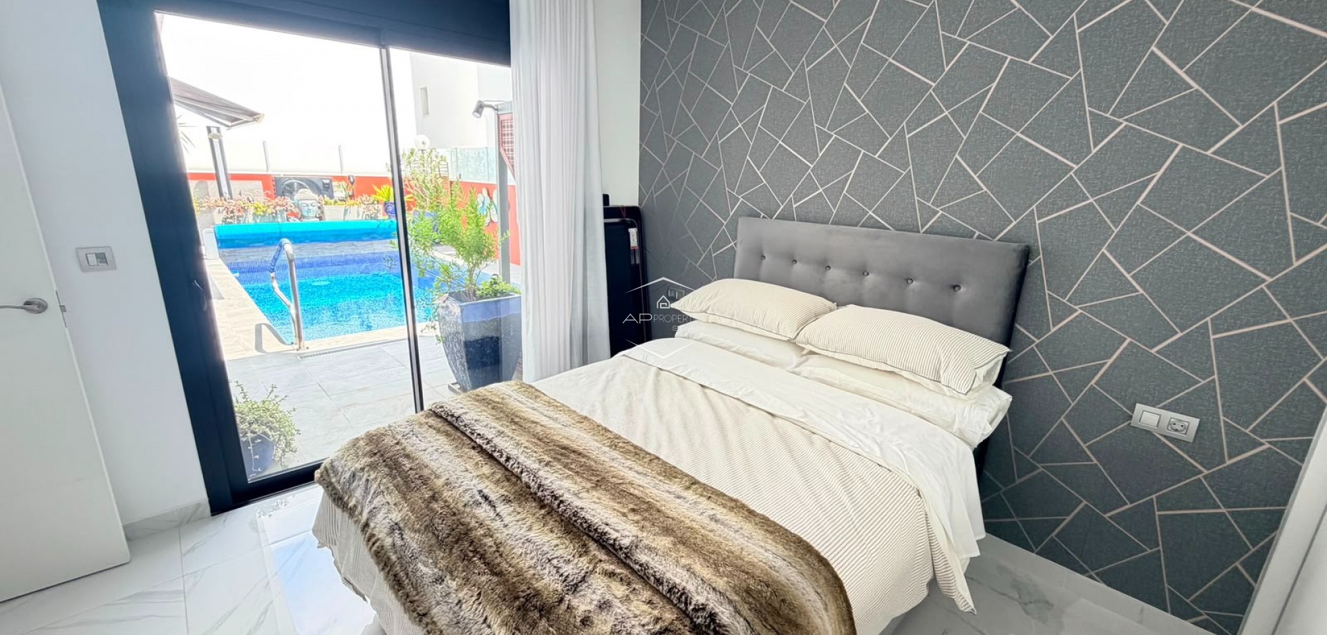 Resale - Villa - Detached -
Los Montesinos - La Herrada