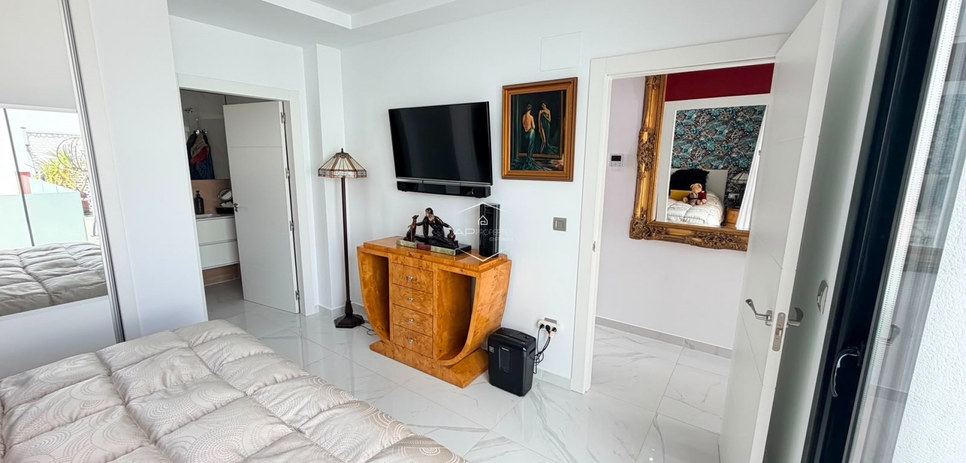 Resale - Villa - Detached -
Los Montesinos - La Herrada