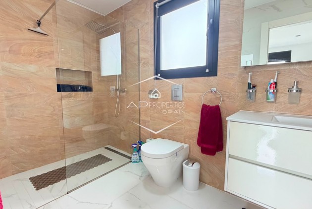 Resale - Villa - Detached -
Los Montesinos - La Herrada