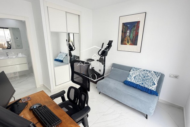 Resale - Villa - Detached -
Los Montesinos - La Herrada
