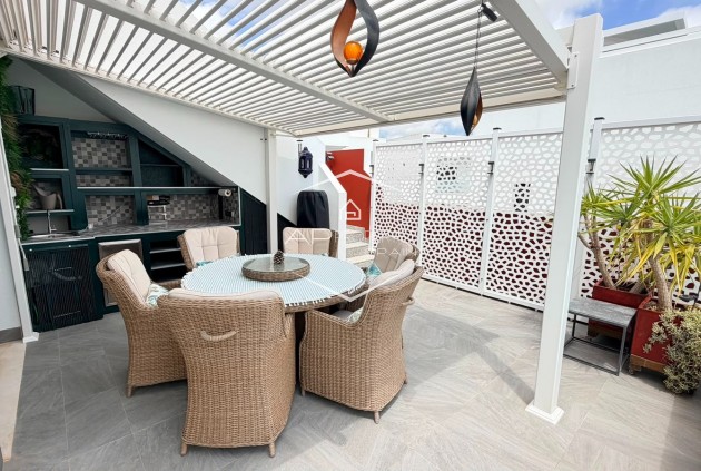 Resale - Villa - Detached -
Los Montesinos - La Herrada