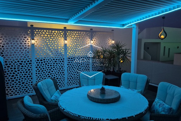 Resale - Villa - Detached -
Los Montesinos - La Herrada