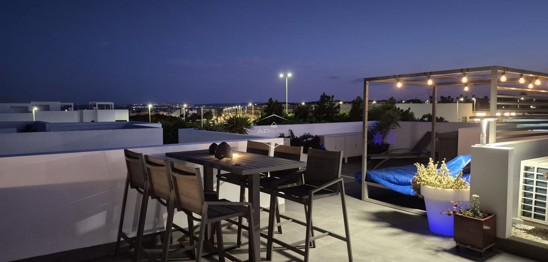 Resale - Villa - Detached -
Los Montesinos - La Herrada
