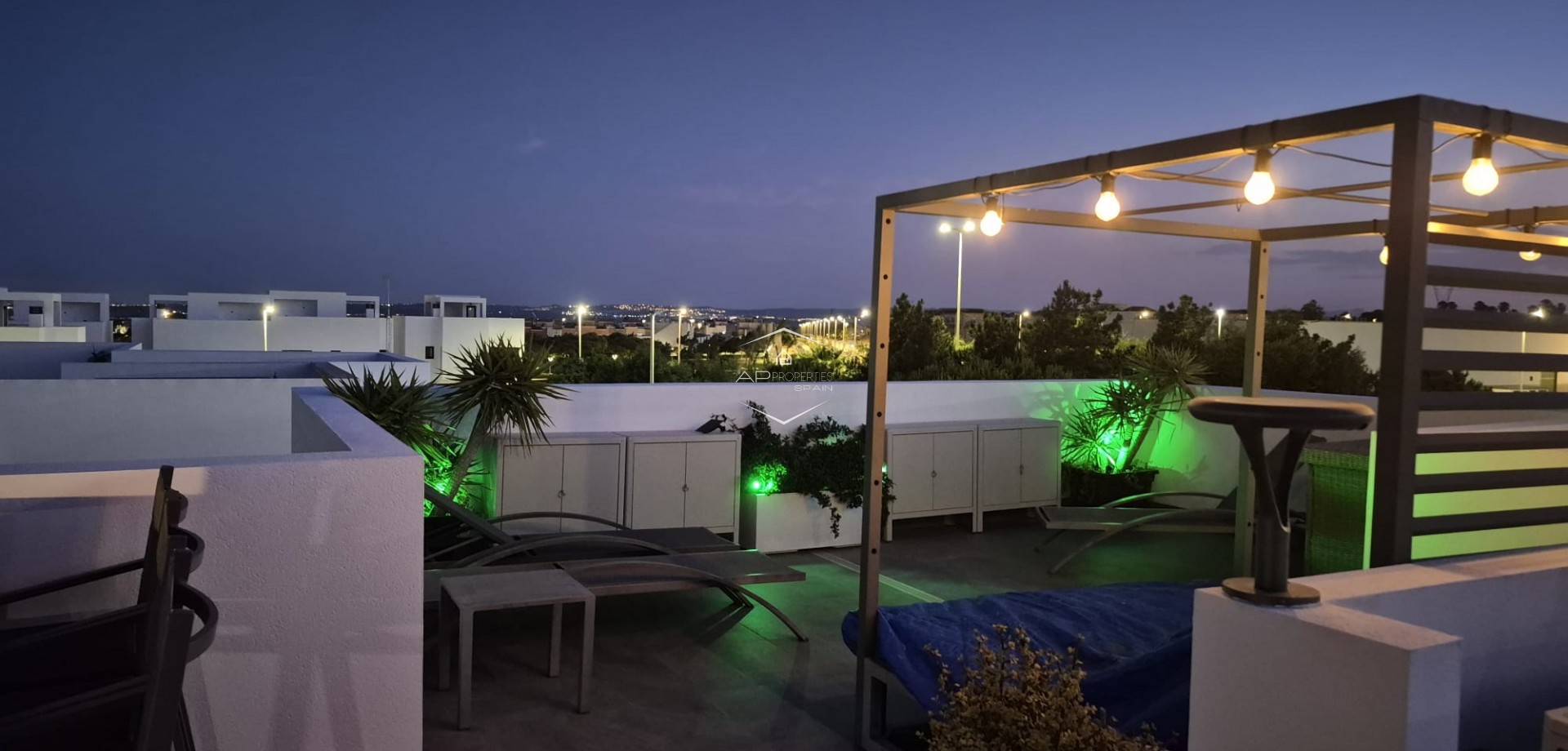 Resale - Villa - Detached -
Los Montesinos - La Herrada