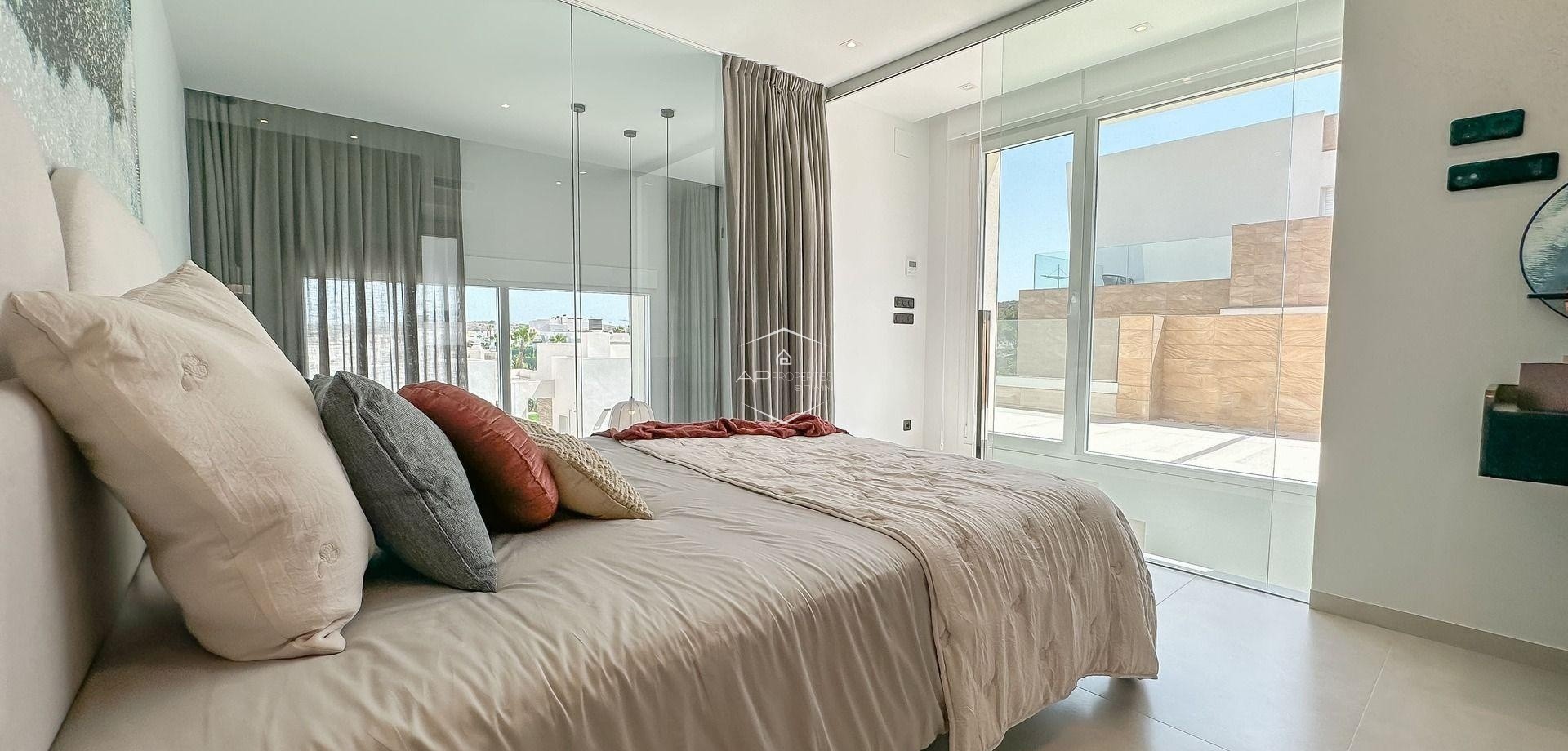 Nouvelle construction - Villa - Indépendante -
Algorfa - La Finca