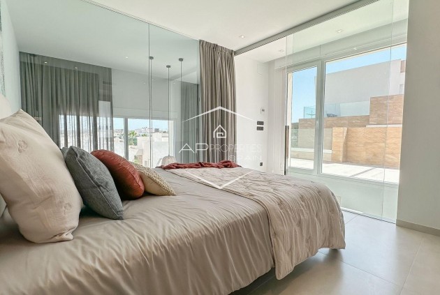 Nouvelle construction - Villa - Indépendante -
Algorfa - La Finca
