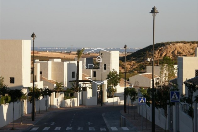 Nouvelle construction - Maison de ville -
Sucina - Peraleja Golf