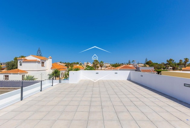 Nouvelle construction - Villa - Indépendante -
Torrevieja - Los Balcones