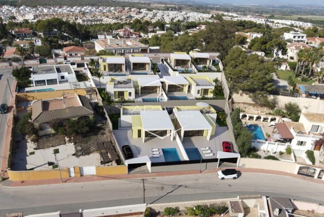 Nouvelle construction - Villa - Indépendante -
Torrevieja - Los Balcones