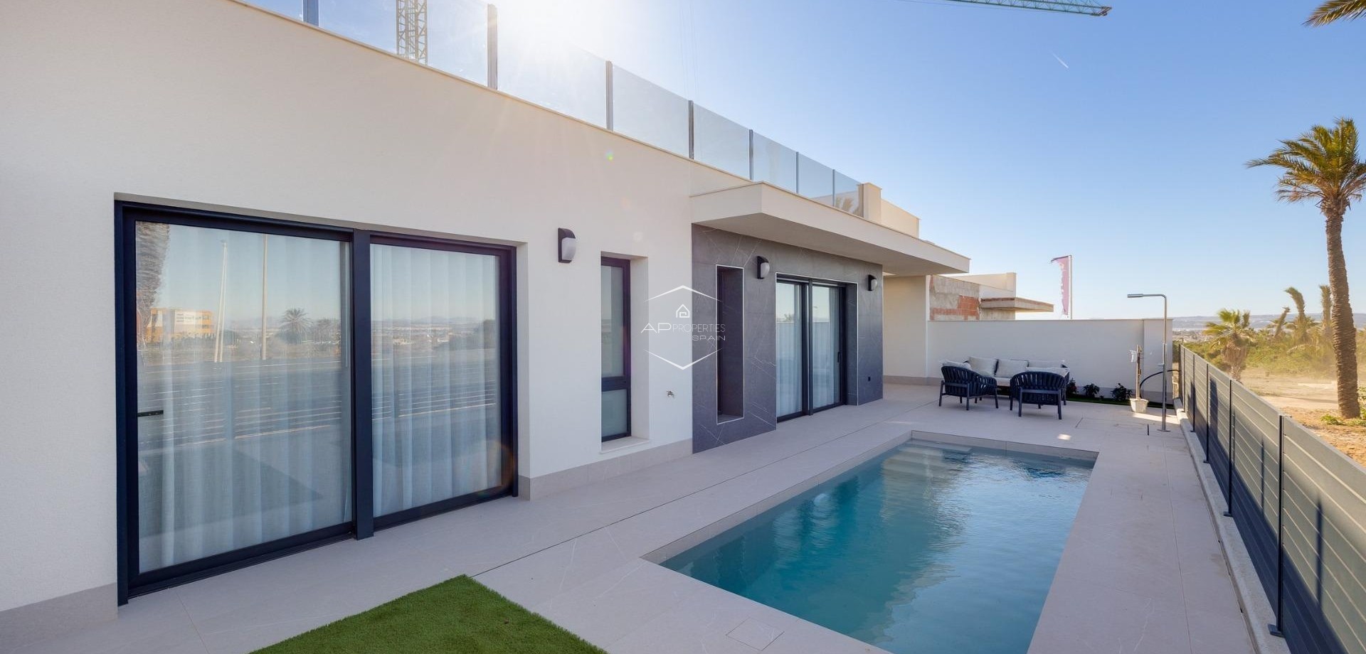 Nouvelle construction - Villa - Indépendante -
Torrevieja - Sector 25