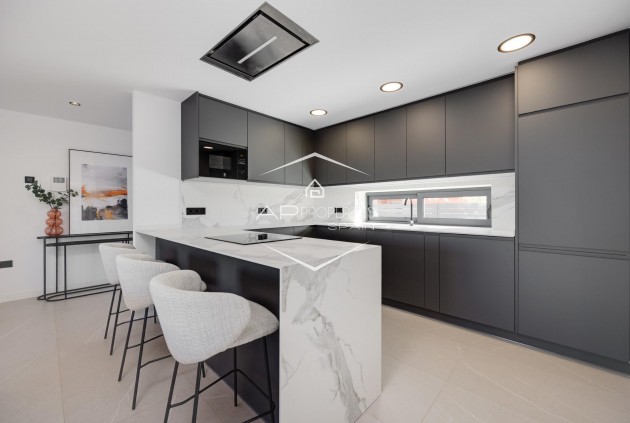 Nouvelle construction - Villa - Indépendante -
Torrevieja - Sector 25