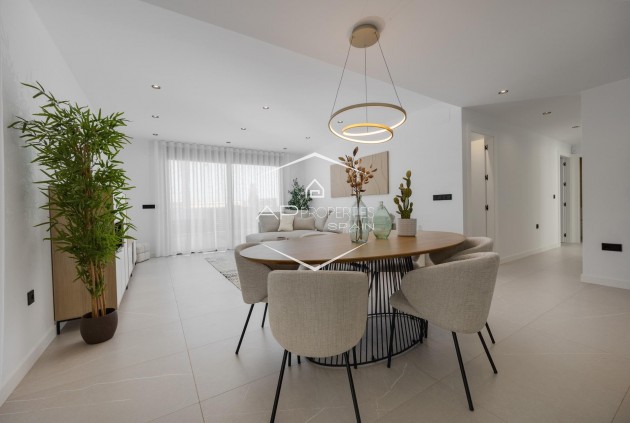 Nouvelle construction - Villa - Indépendante -
Torrevieja - Sector 25