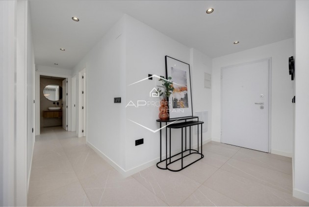 Nouvelle construction - Villa - Indépendante -
Torrevieja - Sector 25