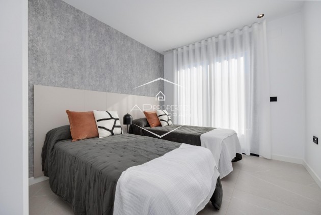 Nouvelle construction - Villa - Indépendante -
Torrevieja - Sector 25