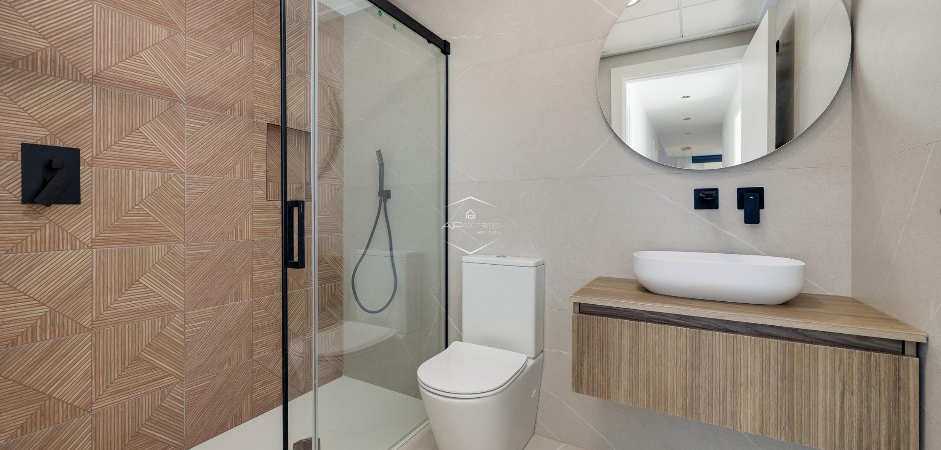 Nouvelle construction - Villa - Indépendante -
Torrevieja - Sector 25
