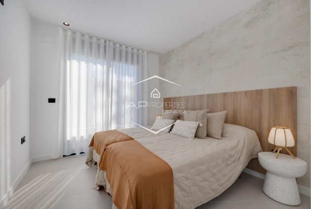 Nouvelle construction - Villa - Indépendante -
Torrevieja - Sector 25