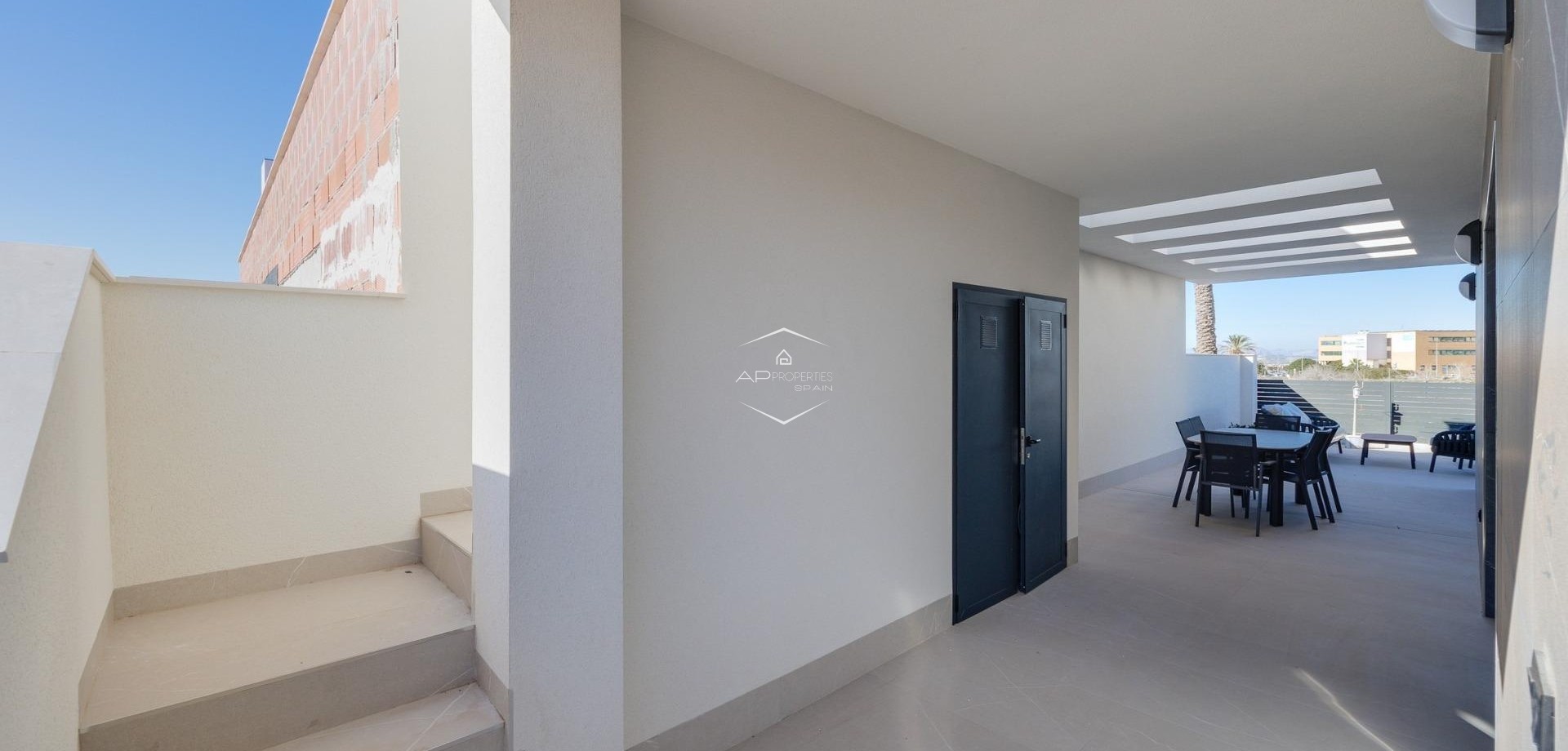 Nouvelle construction - Villa - Indépendante -
Torrevieja - Sector 25