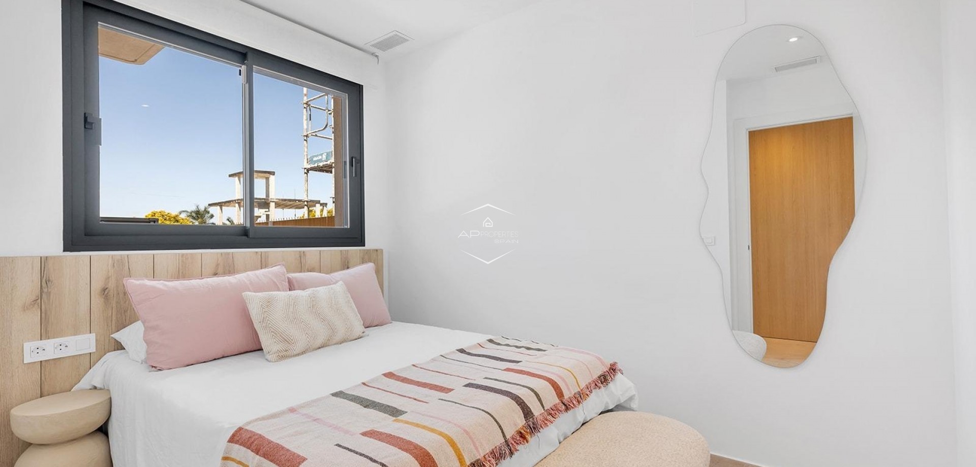 Nouvelle construction - Bungalow -
Dolores - Sector 3