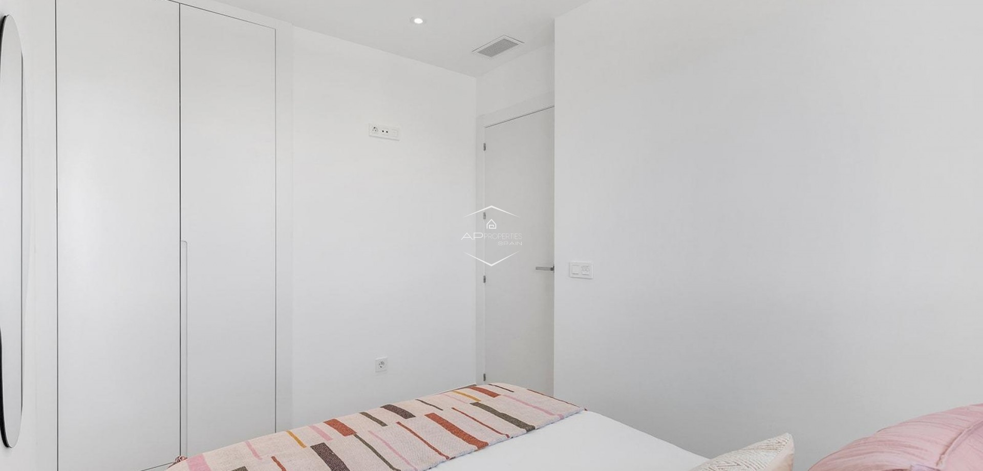 Nouvelle construction - Bungalow -
Dolores - Sector 3