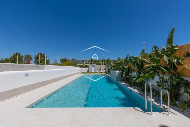 Nowy budynek - Bungalow -
Dolores - Sector 3