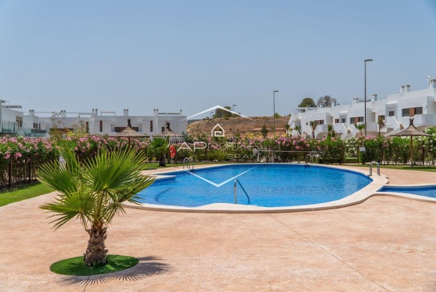 Nowy budynek - Szeregowiec -
Orihuela - Vistabella Golf