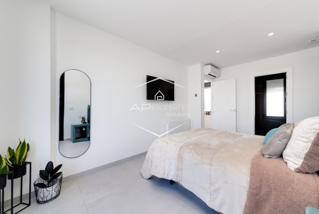 Nouvelle construction - Villa - Indépendante -
Pilar de la Horadada - Lo Romero Golf