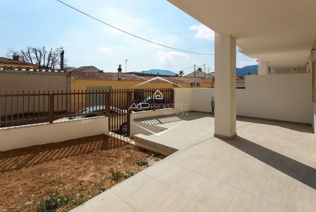 Nouvelle construction - Bungalow -
Hondón de las Nieves - El Salero