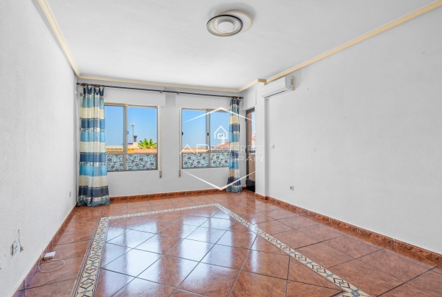 Odsprzedaż - Mieszkanie - Apartament -
Benijofar - Costa Blanca South