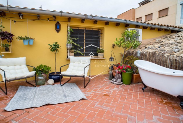 Revente - Maison de ville -
Pinoso - CL MONOVAR 77