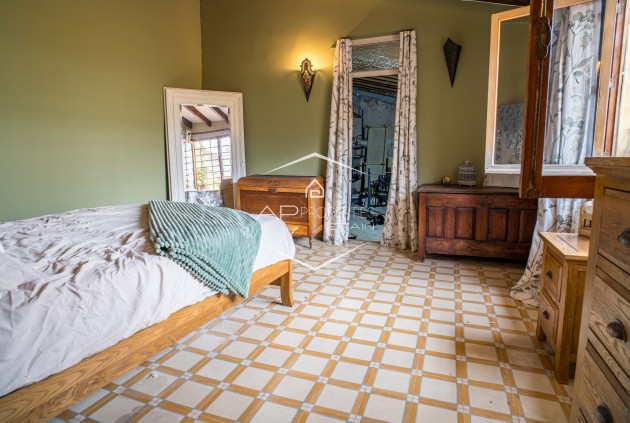 Revente - Maison de ville -
Pinoso - CL MONOVAR 77
