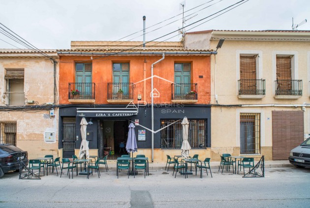 Revente - Maison de ville -
Pinoso - CL MONOVAR 77