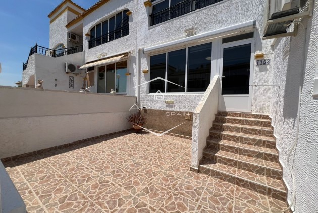 Resale - Apartment - flat -
Orihuela - Entre Naranjos - Vistabella Golf