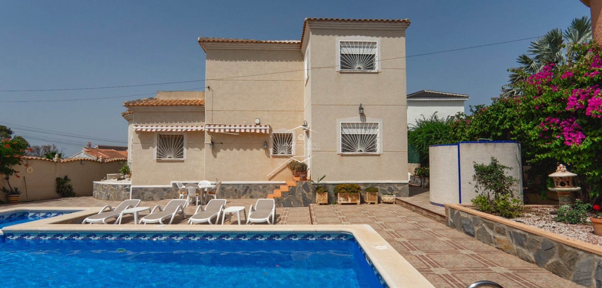 Resale - Villa - Detached -
Ciudad Quesada - Campo De Golf La Marquesa